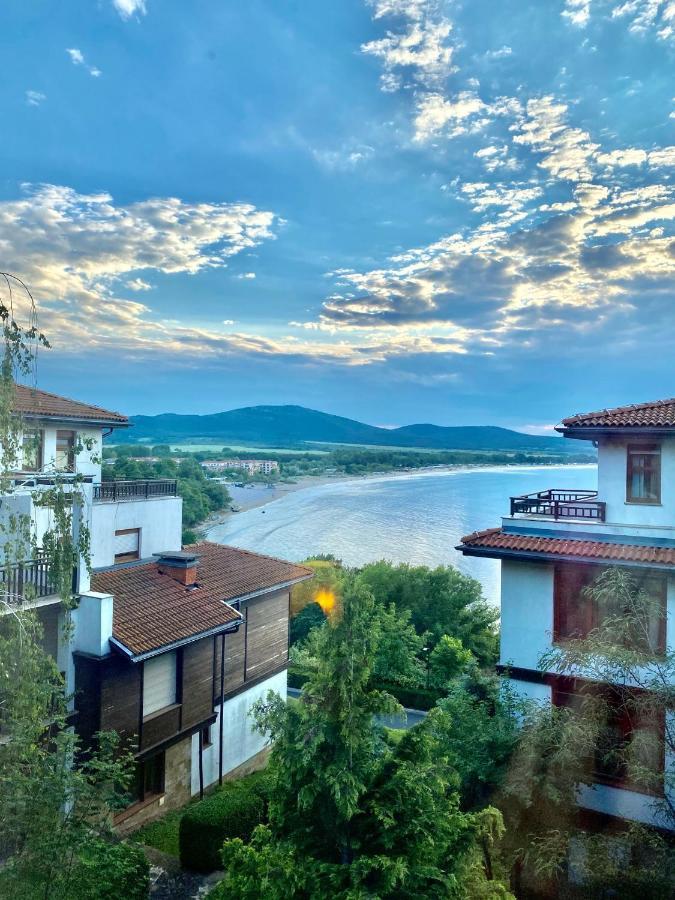 Santa Marina 2-Bedroom Apt. W/ Sea View + Terrace Sozopol Eksteriør billede