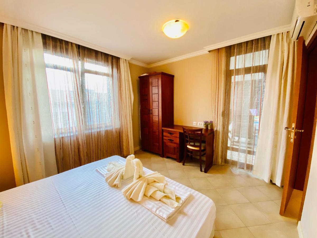 Santa Marina 2-Bedroom Apt. W/ Sea View + Terrace Sozopol Eksteriør billede