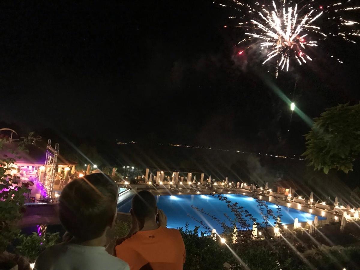 Santa Marina 2-Bedroom Apt. W/ Sea View + Terrace Sozopol Eksteriør billede